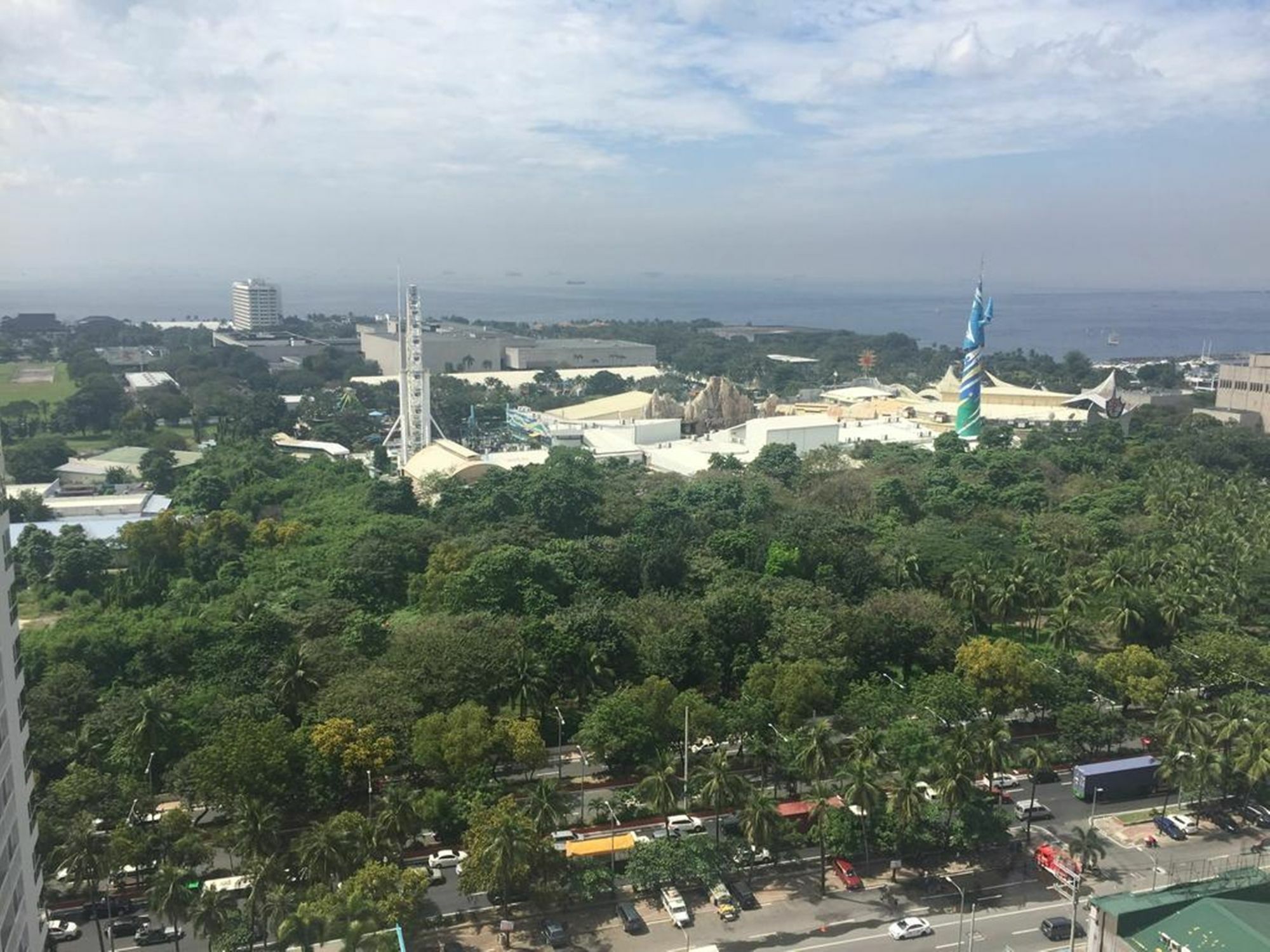 Maxstays - Max View @ Breeze Residences Pasay Buitenkant foto